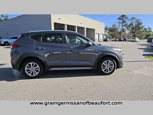 Used 2017 Hyundai Tucson SE image 33