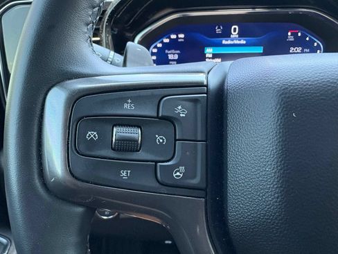 Used 2023 Chevrolet Silverado 1500 High Country w/ High Country Premium Package AWD/4WD image 15