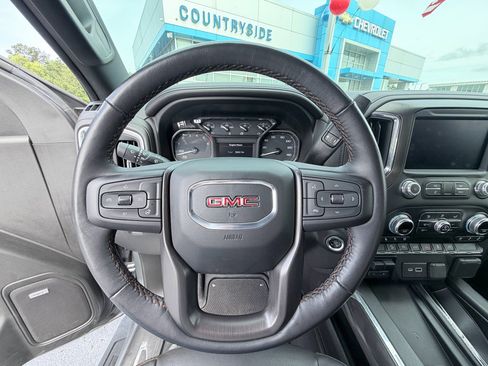 Used 2022 GMC Sierra 1500 AT4 w/ AT4 Preferred Package AWD/4WD image 14