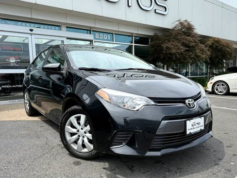 Used 2016 Toyota Corolla LE FWD image 1