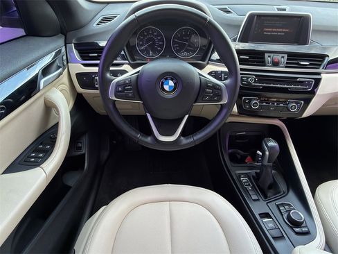 Used 2018 BMW X1 sDrive28i image 12
