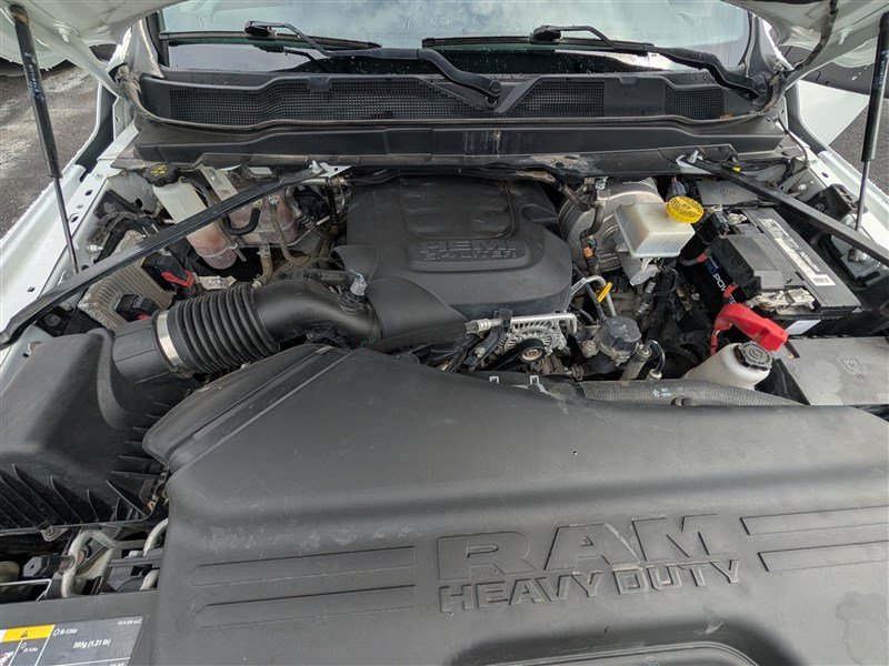 Used 2024 RAM 2500 Tradesman w/ Chrome Appearance Group AWD/4WD image 16