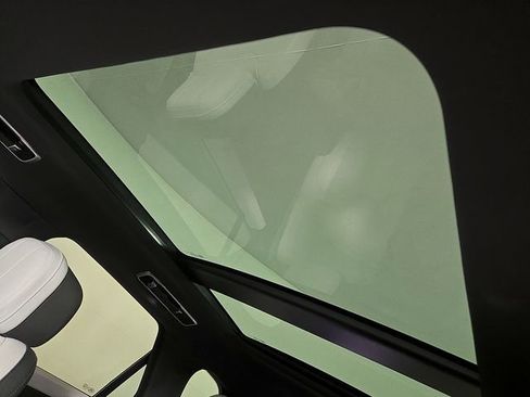 Used 2023 Land Rover Range Rover Sport SE Dynamic image 15