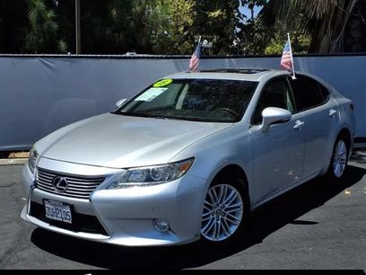 Used 2015 Lexus ES 350 w/ Premium Package