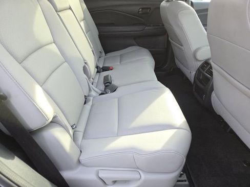 Used 2022 Honda Passport EX-L image 26