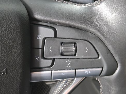 Used 2023 Cadillac XT6 Sport w/ LPO, ONYX Package image 29