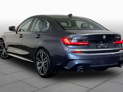 Used 2019 BMW 330i xDrive Sedan w/ M Sport Package AWD/4WD image 12