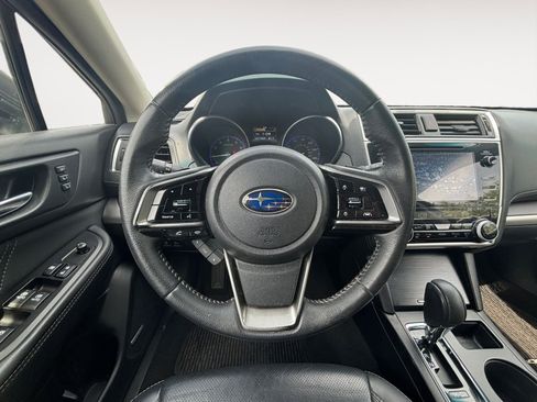Used 2019 Subaru Outback 2.5i Limited AWD/4WD image 12