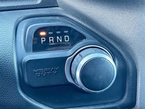 Used 2024 RAM 2500 Tradesman w/ Chrome Appearance Group image 16