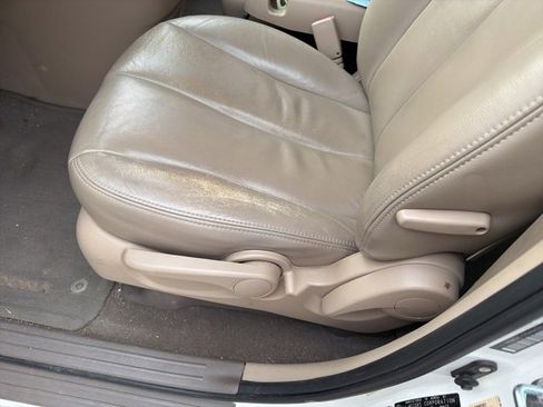 Used 2012 Kia Sedona LX w/ PWR Pkg image 8