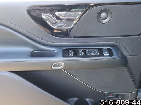 Used 2025 Lincoln Aviator Reserve w/ Illumination Package image 19
