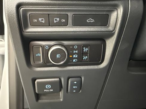 Used 2024 Ford F150 Lariat w/ Bed Utility Package AWD/4WD image 19
