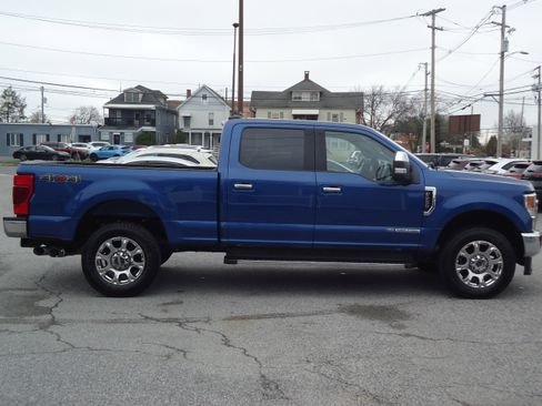 Used 2022 Ford F250 Lariat w/ Chrome Package image 2