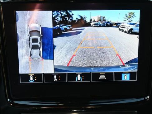 Used 2023 Chevrolet Traverse RS image 20