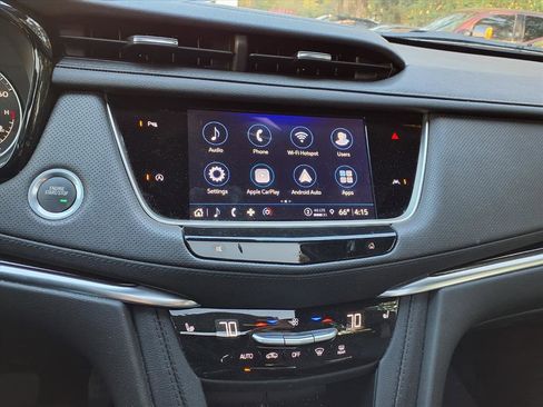 Certified 2024 Cadillac XT6 Luxury image 16