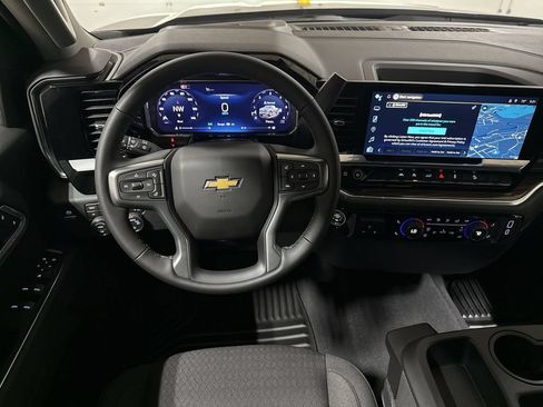 New 2026 Chevrolet Silverado 1500 LT w/ Z71 Off-Road Package AWD/4WD image 11