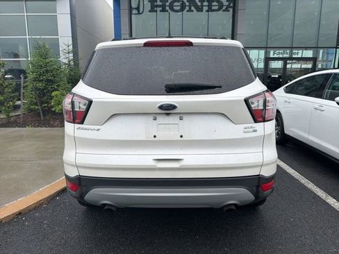 Used 2018 Ford Escape SEL AWD/4WD image 8