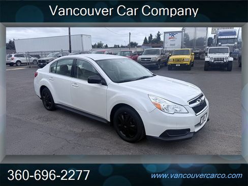Used 2013 Subaru Legacy 2.5i AWD/4WD image 8