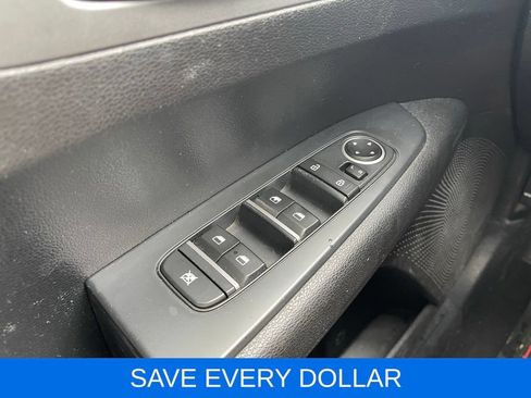 Used 2020 Kia Forte LXS FWD image 17