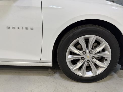Used 2022 Chevrolet Malibu LT image 20