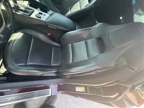 Used 2017 Chevrolet Corvette Stingray Coupe w/ 1LT RWD image 29