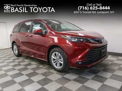 New 2025 Toyota Sienna XLE
