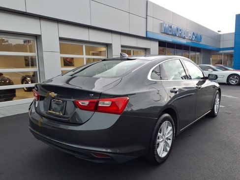 Used 2018 Chevrolet Malibu LT FWD image 7