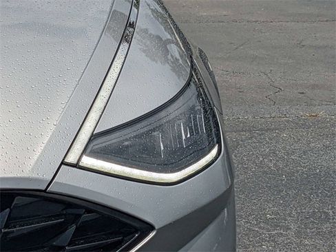Used 2022 Hyundai Sonata SEL image 9