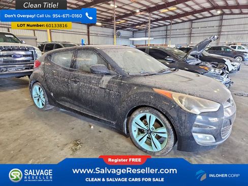 Used 2012 Hyundai Veloster w/ Style Pkg FWD image 5