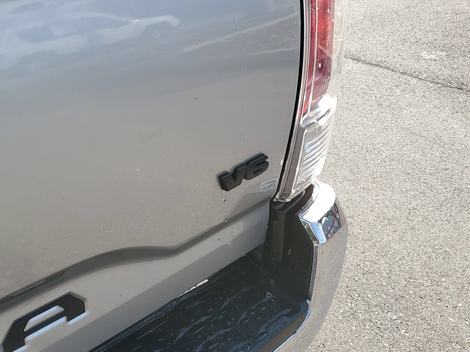 Certified 2023 Toyota Tacoma TRD Off-Road AWD/4WD image 7
