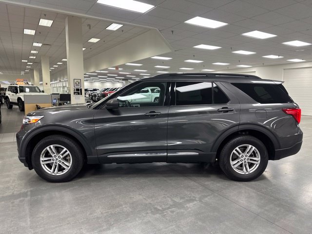 Used 2020 Ford Explorer XLT AWD/4WD image 4