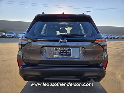 Used 2025 Subaru Forester image 5