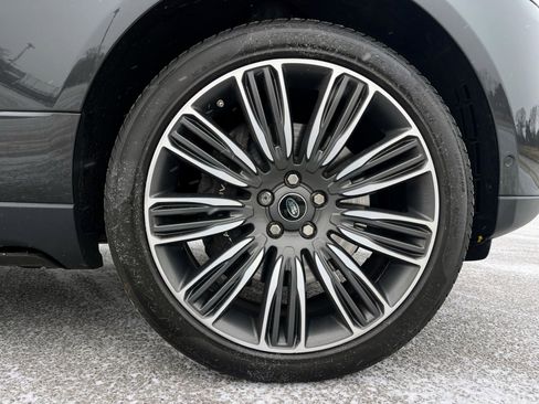 Used 2021 Land Rover Range Rover Long Wheelbase Autobiography image 10