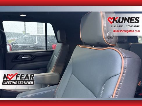 Used 2025 GMC Yukon AT4 image 39