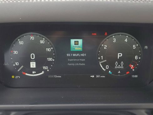 New 2026 Land Rover Defender 130 X-Dynamic SE AWD/4WD image 12