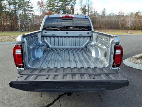 New 2026 GMC Canyon Elevation image 7