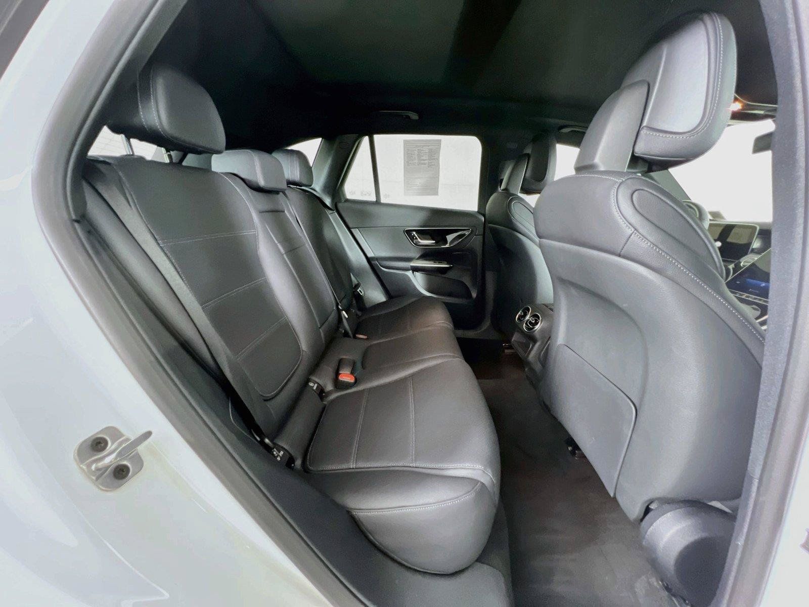 Certified 2026 Mercedes-Benz GLC 300 4MATIC image 27