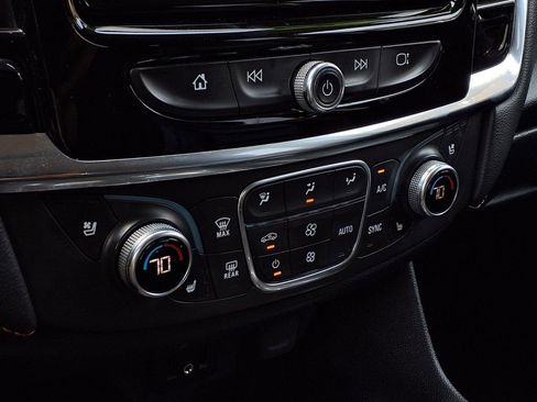 Used 2019 Chevrolet Traverse Premier w/ Redline Edition FWD image 9