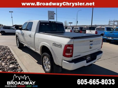 Used 2019 RAM 2500 Laramie image 9
