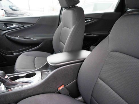 Used 2021 Chevrolet Malibu RS image 10