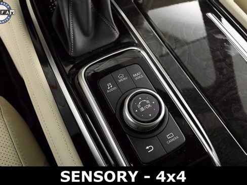 Used 2024 INFINITI QX80 Sensory image 36