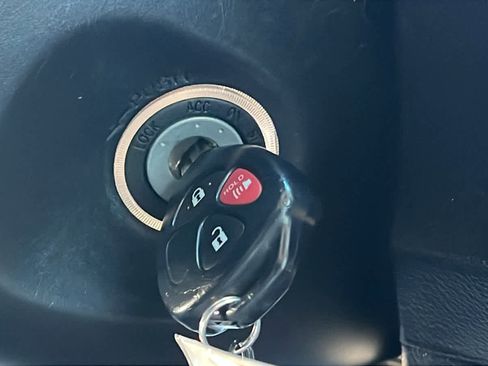 Used 2018 Toyota 4Runner SR5 image 17