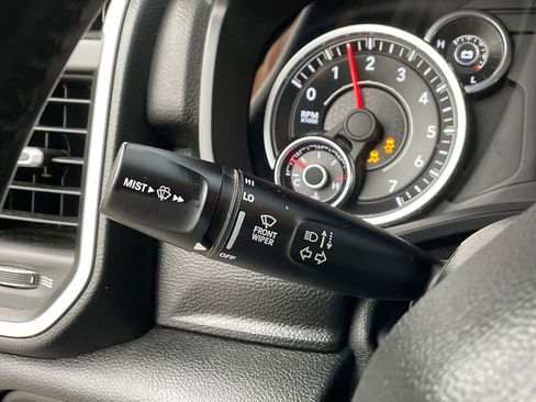 Used 2022 RAM 1500 Big Horn image 37