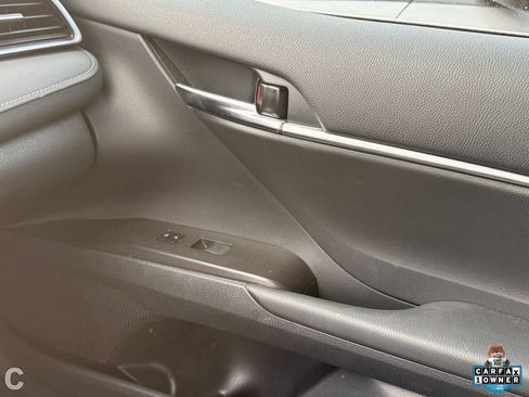 Used 2024 Toyota Camry SE FWD image 21