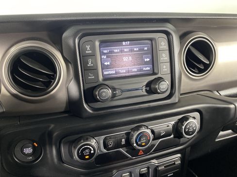 Used 2020 Jeep Wrangler Sport AWD/4WD image 26