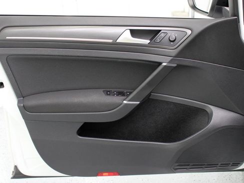 Used 2021 Volkswagen GTI S image 34