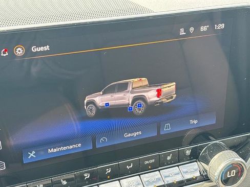 New 2026 Chevrolet Colorado ZR2 w/ Technology Package AWD/4WD image 23
