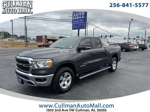 Used 2022 RAM 1500 Big Horn AWD/4WD image 1