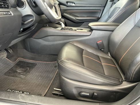 Used 2022 Nissan Altima 2.5 SR image 13