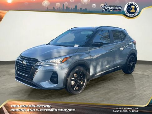 Used 2021 Nissan Kicks SR w/ SR Premium Package image 1